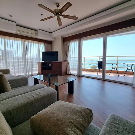 View Talay6 By Blue Ocean Suite Pattaya Room photo