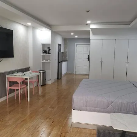 View Talay6 By Blue Ocean Suite Pattaya Exterior photo