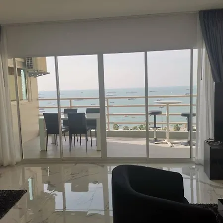 View Talay6 By Blue Ocean Suite Pattaya Exterior photo