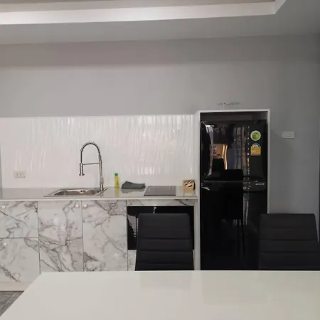 View Talay6 By Blue Ocean Suite Pattaya Exterior photo