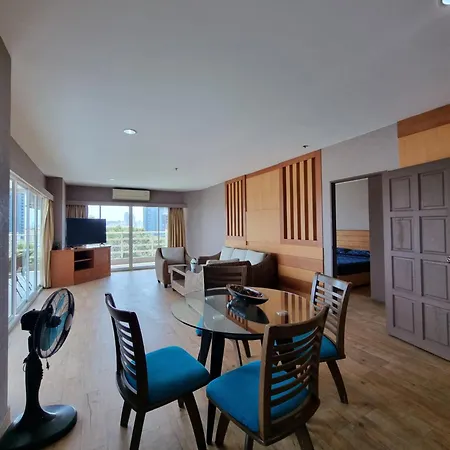 View Talay6 By Blue Ocean Suite Pattaya Room photo
