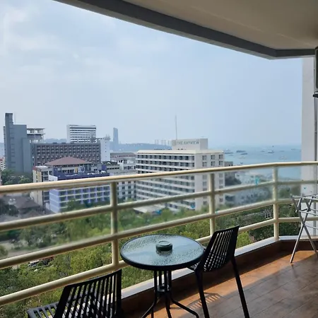 View Talay6 By Blue Ocean Suite Pattaya Room photo