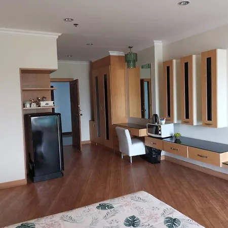 View Talay6 By Blue Ocean Suite Pattaya Room photo