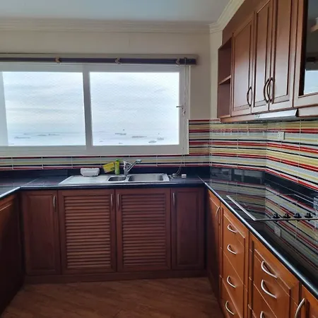 View Talay6 By Blue Ocean Suite Pattaya Room photo