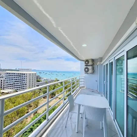 View Talay6 By Blue Ocean Suite Pattaya Exterior photo