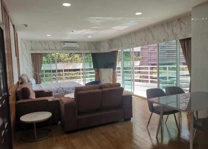 Blue Ocean Suite